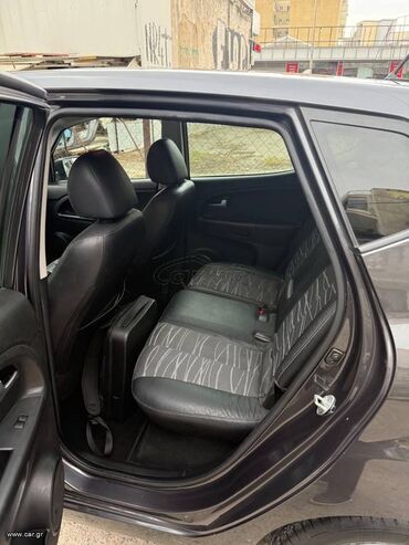 Kia: Kia Venga: 1.6 l. | 2013 έ. Λιμουζίνα — 10