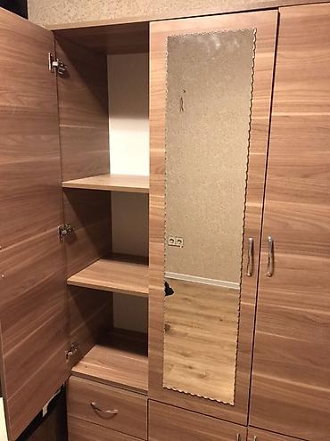 qarderob balkona: Üç qapılı paltar şkafı - Material: ağac teksturalı laminat (isti — 4