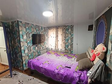 Продажа коттеджей и домов: Продам дом в центре города, по ул. Огонбаева. Юридически чист, красная — 7