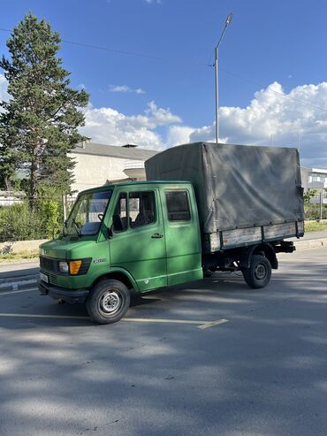 мерс сапог бортовый: Легкий грузовик, Mercedes-Benz, Дубль, 2 т, Б/у