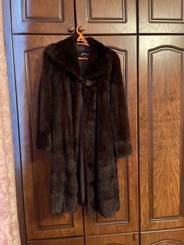 Шуба, 5XL (EU 50), цвет - Коричневый