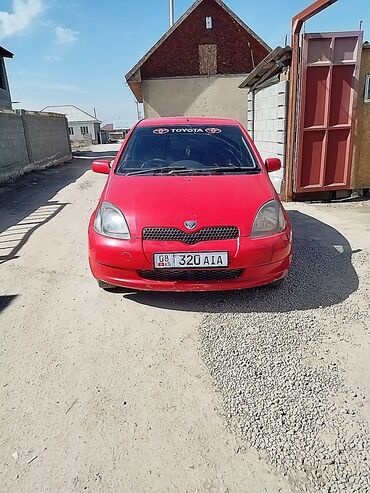 некция 1: Toyota Vitz: 2001 г., 1.3 л, Автомат, Бензин