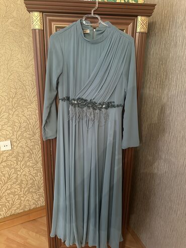 yasil reng: Вечернее платье, Макси, 3XL (EU 46)