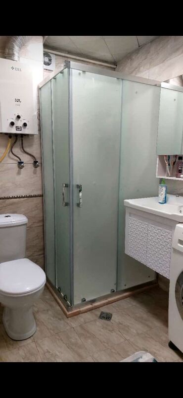 Duş kabinaları, arakəsmələr: Yeni Üstü açıq kabina, Künc üçün, Pulsuz çatdırılma — 17