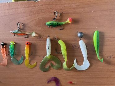 Рыболовная оснастка: Набор приманок для спиннинга и поплавочной/нахлыстовой ловли Состав — 3