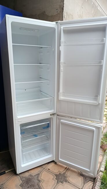 Холодильники: Холодильник Двухкамерный — 7