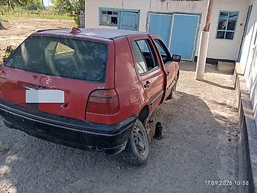 сары булун: Volkswagen Golf: 1992 г., 1.8 л, Кол менен иштөөчү, Бензин, Хетчбек — 2