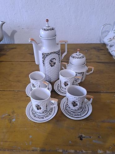 Чайники: Фарфоровые чайные сервизы и заварочные чайники с ручной росписью — 7