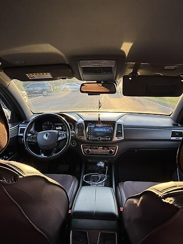 санато 2019: Ssangyong Rexton: 2019 г., 2.2 л, Автомат, Дизель, Внедорожник — 6