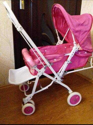 Gəzinti arabaları: Klassik gəzinti arabası, İşlənmiş, Cins: Qız, Ünvandan götürmə lalafo.az -da Gəzinti arabaları: Klassik gəzinti arabası, İşlənmiş, Cins: Qız, Ünvandan götürmə