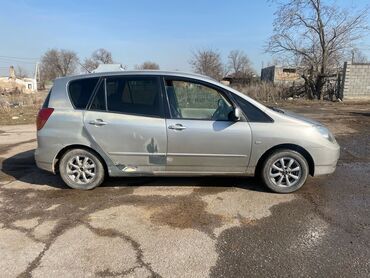 машина kg бишкек тойота: Toyota Corolla Verso: 2002 г., 1.4 л, Автомат, Бензин, Вэн/Минивэн