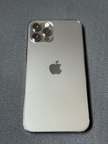 продам акк фф: IPhone 12 Pro, Колдонулган, 256 ГБ, Графит, 72 %