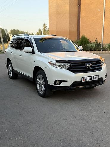 крыло лексус 570: Toyota Highlander: 2010 г., Автомат, Бензин, Внедорожник — 1