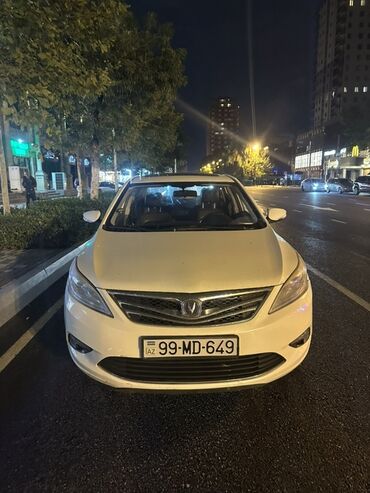 фольксваген пассат 1 8 турбо: Changan Eado: 1.6 l | 2014 il 142000 km Sedan