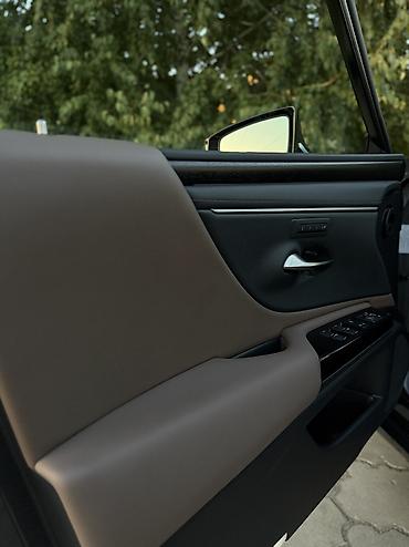 2023: Lexus ES: 2023 г., 2.5 л, Вариатор, Гибрид, Седан — 10
