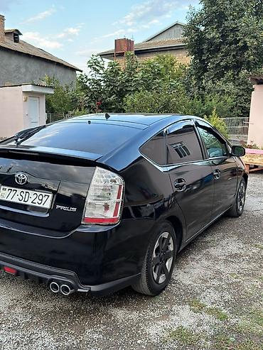 ceska disk: Toyota Prius (2-ci nəsil) hibrid hetçbek - Kuzov: hetçbek, qara rəng — 2