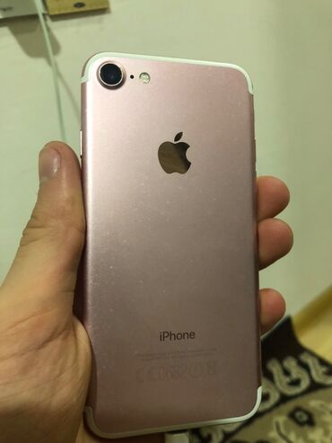 iphone 2: IPhone 7, 32 GB, Midnight, Barmaq izi