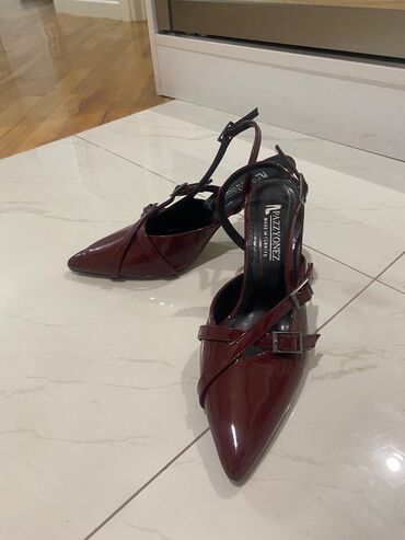 ayaqqabı mokasini: Tuflilər, Ölçü: 37, Yeni