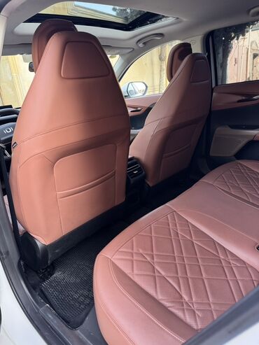 Changan: Changan Qiyuan A05: 1.5 l | 2024 il 70750 km Sedan — 13