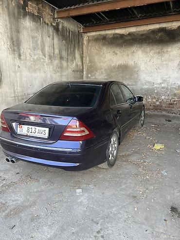 Продажа авто: Mercedes-Benz C-Class: 2001 г., 3.2 л, Автомат, Бензин, Седан — 4