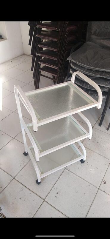 Salon, tibbi mebel dəsti: Tibbi refler 40 azndan başlayir Her nov salon Mallarinin topdam ve — 6