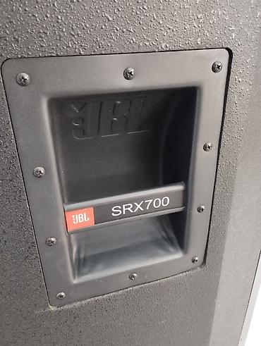 аудио техника: Продаю комплект аппаратуры: колонки JBL srx725 15-дюймов, сабвуфера — 10