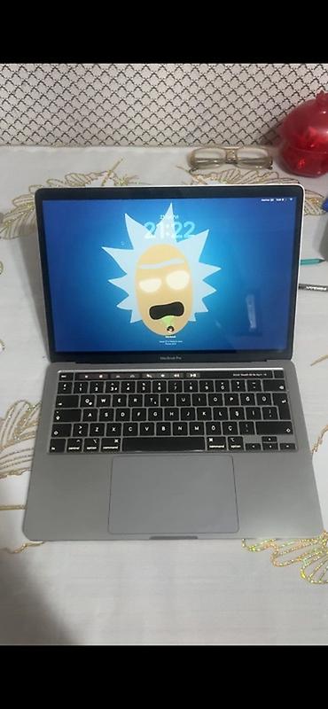 MacBook Pro 13" 2020 – 16GB RAM / 512GB SSD Şəxsi istifadədə olmuş