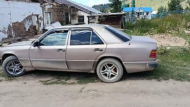 мер 124: Mercedes-Benz W124: 1989 г., Седан — 2
