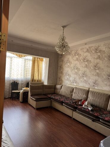 квартира рынок аламедин: 3 комнаты, 70 м², 105 серия, 2 этаж, Евроремонт