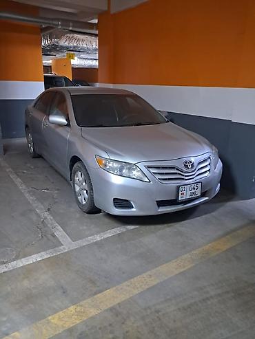 car kg: Toyota Camry: 2009 г., Седан — 1