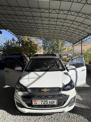 i bus: Chevrolet Spark: 2019 г., 1 л, Автомат, Бензин, Хэтчбэк — 1