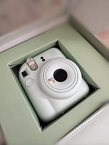 fujifilim: Fujifilm Instax Mini 12 instant fotoaparat dəsti Dəst tərkibi: - — 2