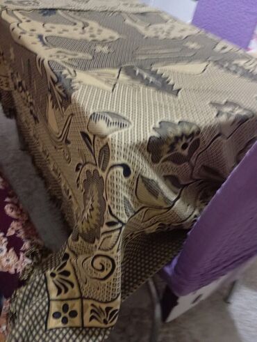 Digər ev dekoru: Rəng - Bej Yataq örtüyü