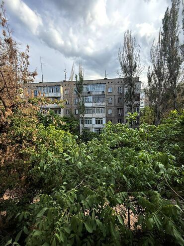 продается квартира аламедин1: 2 комнаты, 54 м², 105 серия, 3 этаж, Косметический ремонт