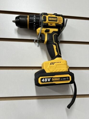 Лобзики: Аккумуляторная дрель-шуруповерт DeWalt. Компактный и мощный инструмент