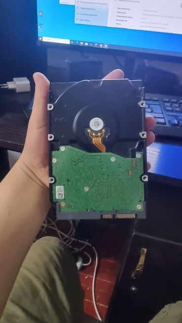 Жесткие диски, переносные винчестеры: Накопитель, Б/у, HDD, Для ПК