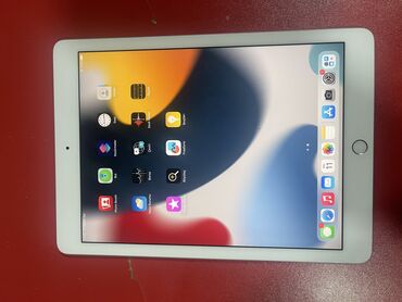 Apple iPad: İşlənmiş Apple iPad Pro 10.5 (2017), 9,7", 128 GB, Pulsuz çatdırılma, Ödənişli çatdırılma