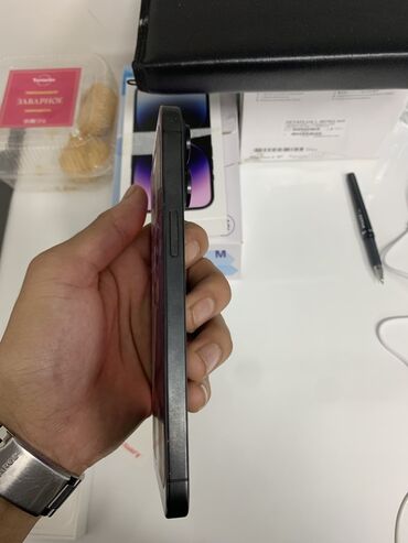 dynamic: IPhone 15 Pro Max, Б/у, 512 ГБ, Черный, Коробка, 90 %