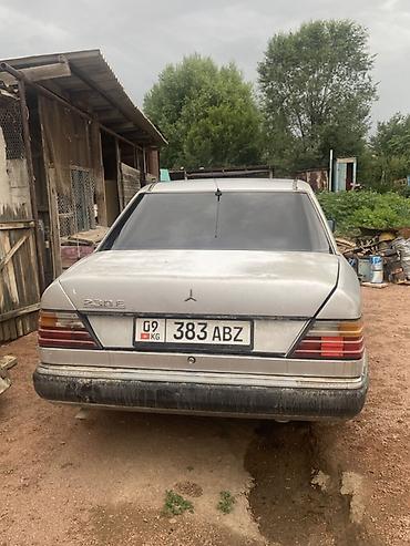jac s7: Mercedes-Benz W124: 1991 г., 2.3 л, Механика, Бензин, Седан — 2