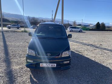 митсубиси спаке стар: Toyota Noah: 2001 г., 2 л, Автомат, Бензин, Минивэн