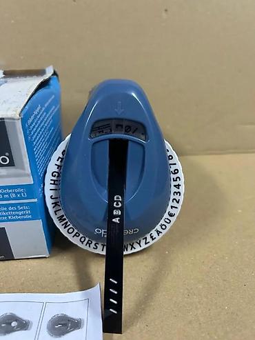 Ostali ručni alati: Ručni uređaj za reljefno ispisivanje etiketa – Crelando - Tip — 6