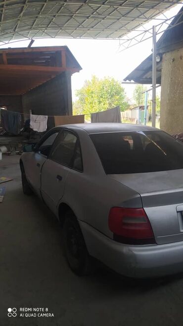 генератор на ауди с4: Автомобиль Audi A4 в кузове седан, окрашенный в серебристый цвет т