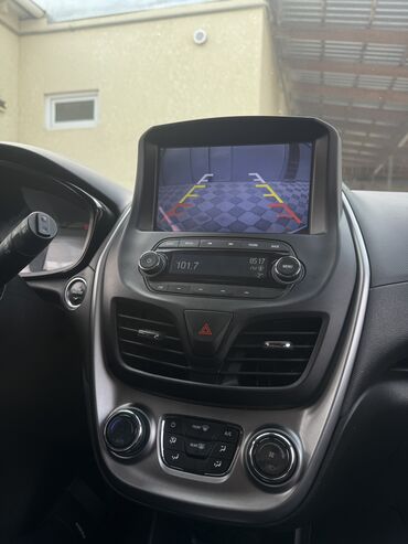 Chevrolet: Chevrolet Spark: 2016 г., 1 л, Вариатор, Бензин, Хэтчбэк — 22