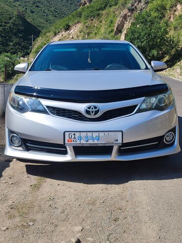 не нужные шины: Toyota Camry: 2013 г., 2.5 л, Автомат, Бензин, Седан