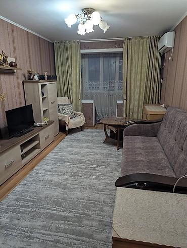 Продажа квартир: 1 комната, 32 м², 8 мкр 104 серия, 4 этаж — 4