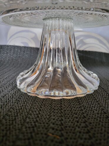 Ostalo posuđe: Bombonijera nova,vintaz staklena. Bombonijera perfektna sve na njoj — 6