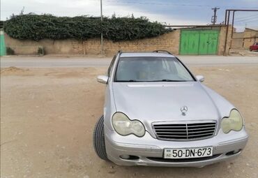 mercedes 4 goz dizel: Mercedes-Benz 220: 2.2 l | 2001 il Universal