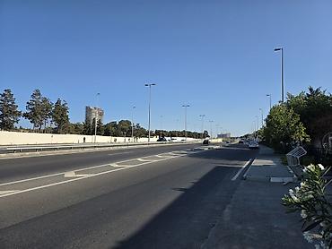 xirdalan mebel fabriki: Amburan Mallın yanında anbar icarəyə verilir. - Sahə: 180 kv.m - — 2