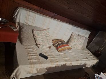 polovan namestaj slepcevic: Na prodaju trosed!! duzina sedista 2m vrlo udoban naslon se ne at lalafo.rs polovan namestaj slepcevic: Na prodaju trosed!! duzina sedista 2m vrlo udoban naslon se ne