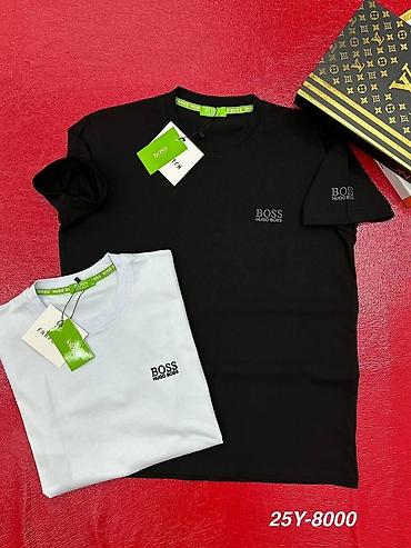 camel torba: Muške majice S, M, L, XL, XXL veličine 1 komad 2200 din . 2 komada — 10
